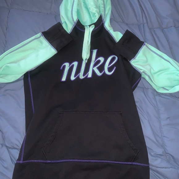 Nike Sweatshirt - Picture 1 of 6